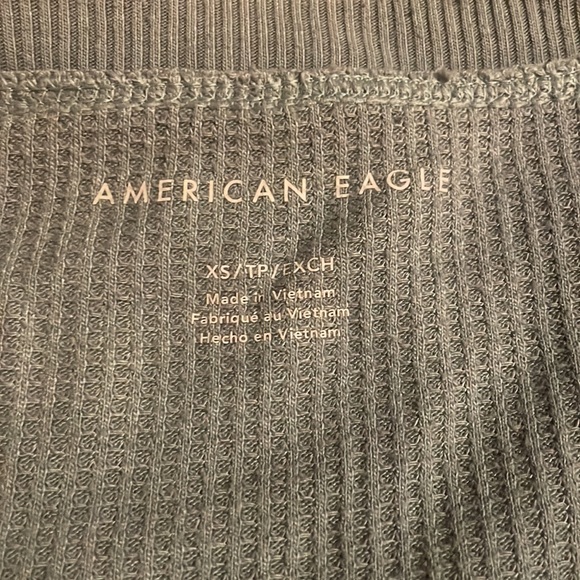 Green crop long sleeve shirt - Picture 2 of 4